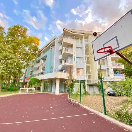 Holiday Apartment With Shared Pool In Yassen, Sunny Beach * Солнечный берег